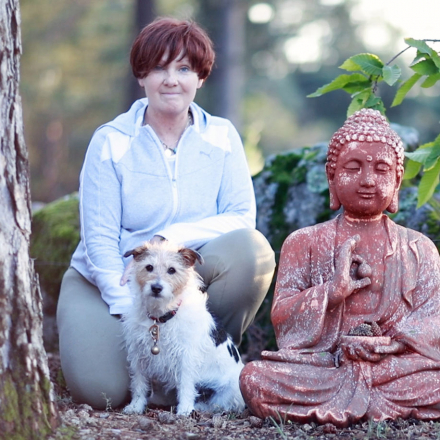 Les fondamentaux du Yoga thérapeutique (image de couverture format carré)