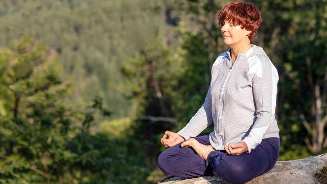 Bien dormir avec le Yoga thérapeutique